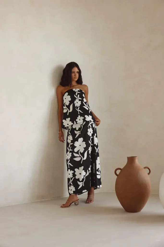 Black Strapless Top