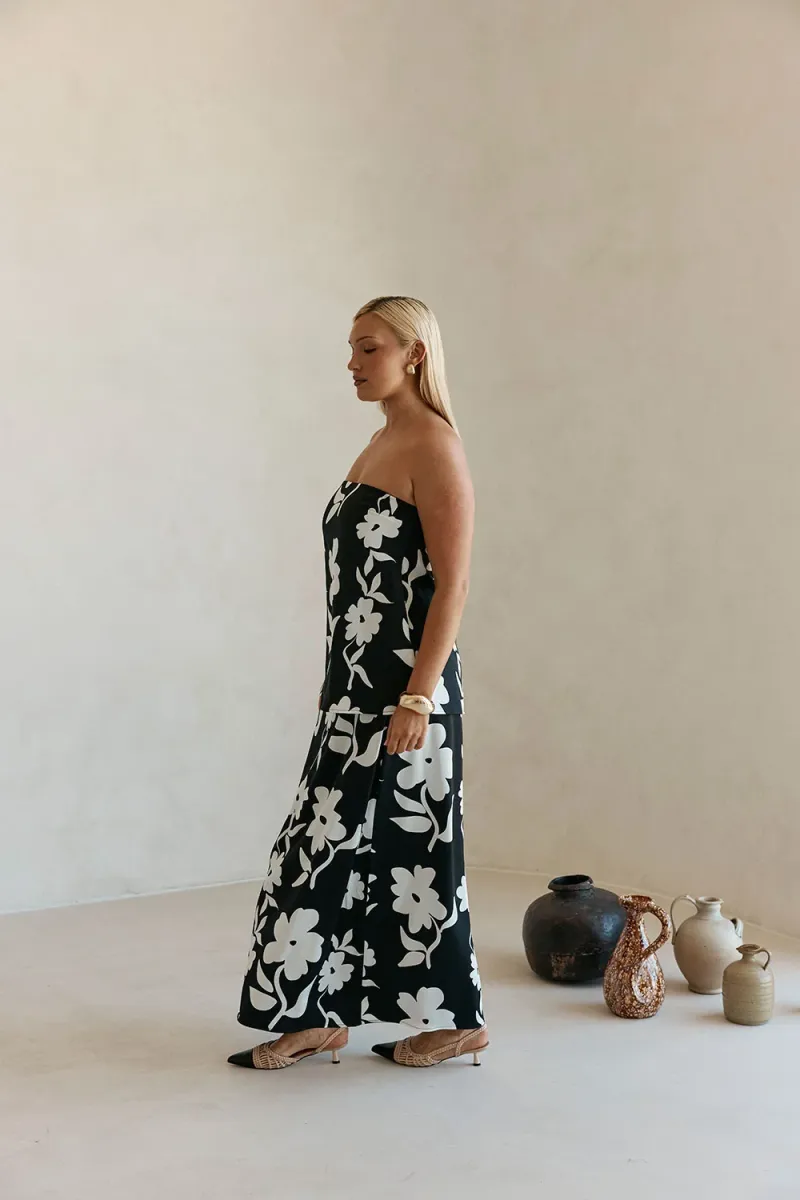 Black Strapless Top - Image 4