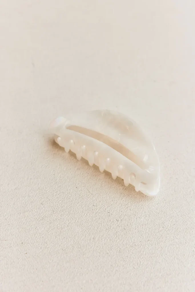 White Cutout Claw Clip
