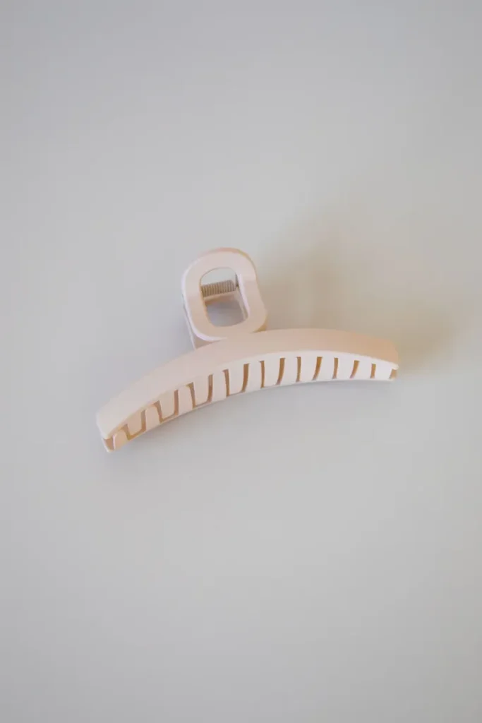 Blush Geometric Claw Clip